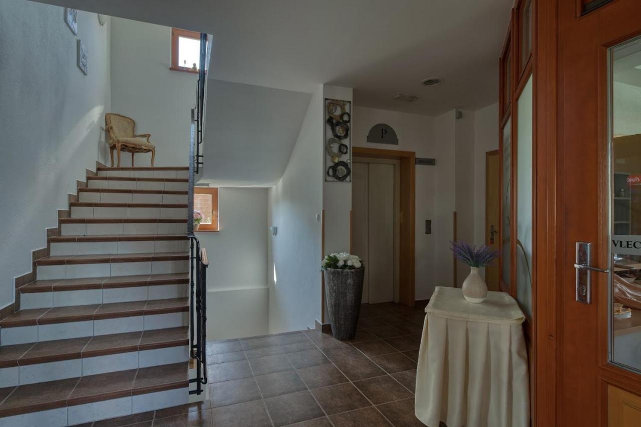Garni Hotel Zvon Zreče المظهر الخارجي الصورة