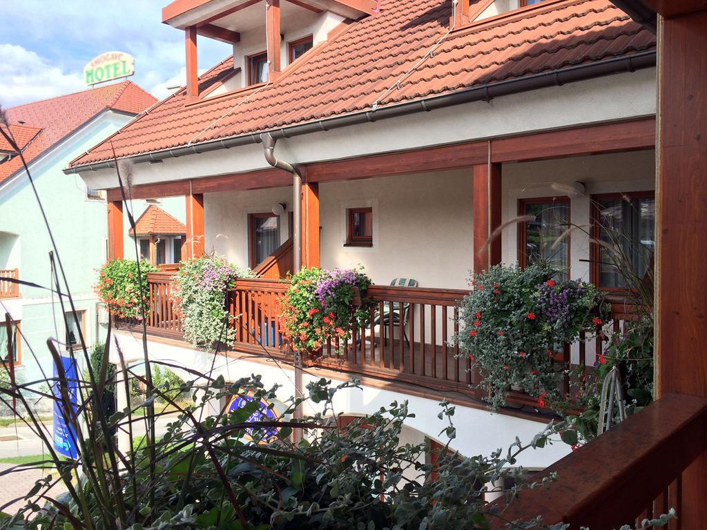 Garni Hotel Zvon Zreče المظهر الخارجي الصورة