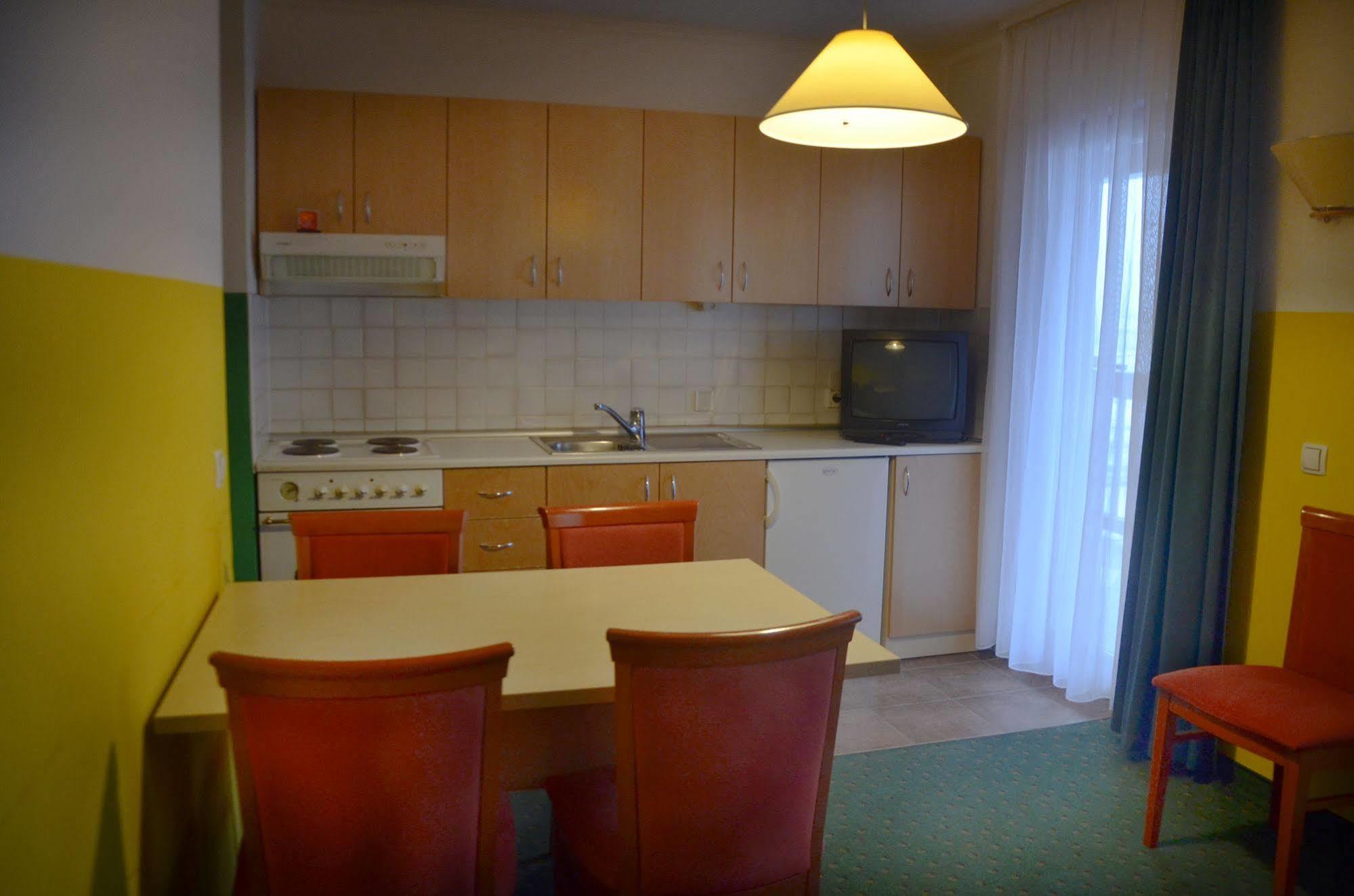 Garni Hotel Zvon Zreče المظهر الخارجي الصورة